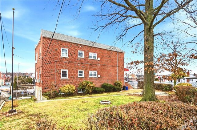 3227 Griswold Avenue, Bronx, NY 10465