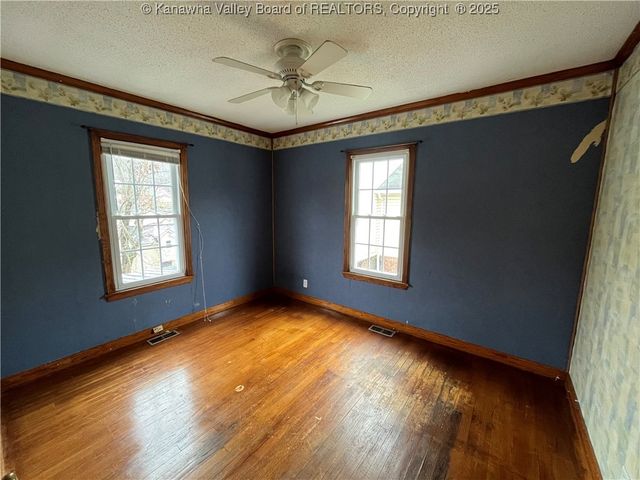 114 Washington Street, Madison, WV 25053