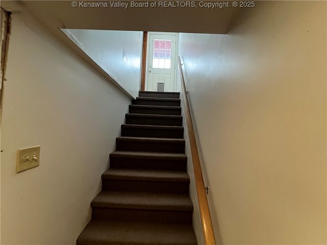 114 Washington Street, Madison, WV 25053