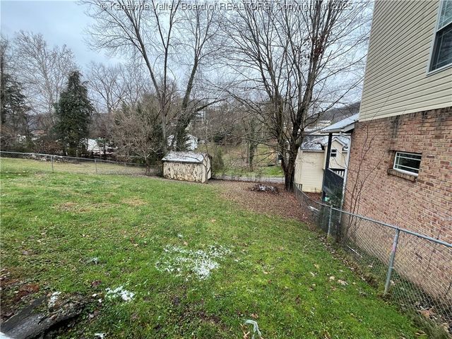 114 Washington Street, Madison, WV 25053