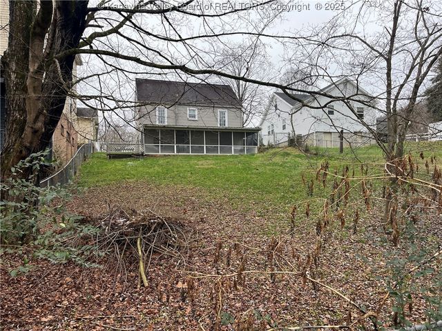 114 Washington Street, Madison, WV 25053