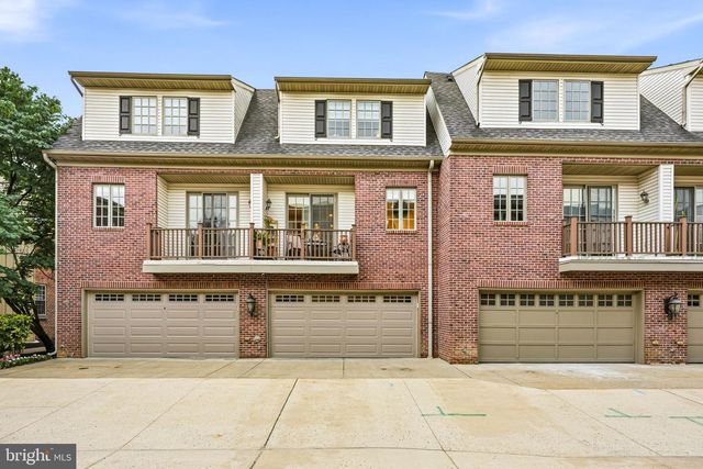 8 WASHINGTON AVE, Haddonfield, NJ 08033