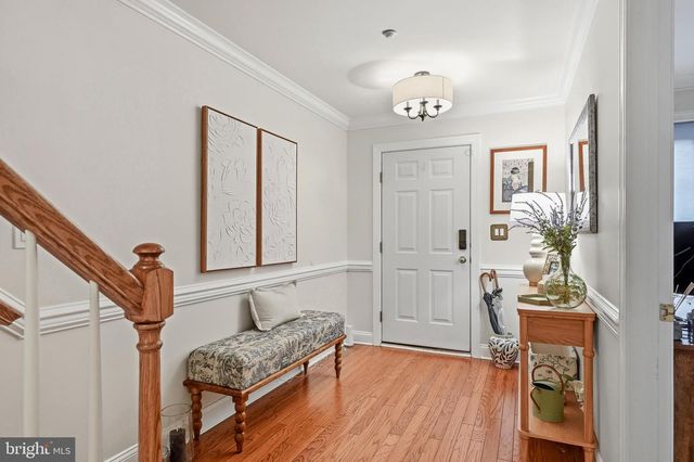 8 WASHINGTON AVE, Haddonfield, NJ 08033