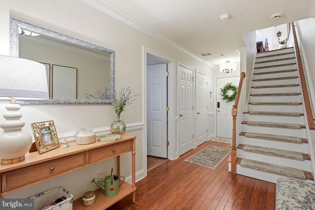 8 WASHINGTON AVE, Haddonfield, NJ 08033