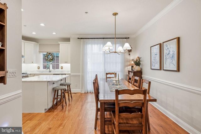 8 WASHINGTON AVE, Haddonfield, NJ 08033