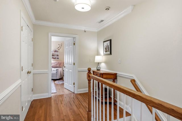 8 WASHINGTON AVE, Haddonfield, NJ 08033