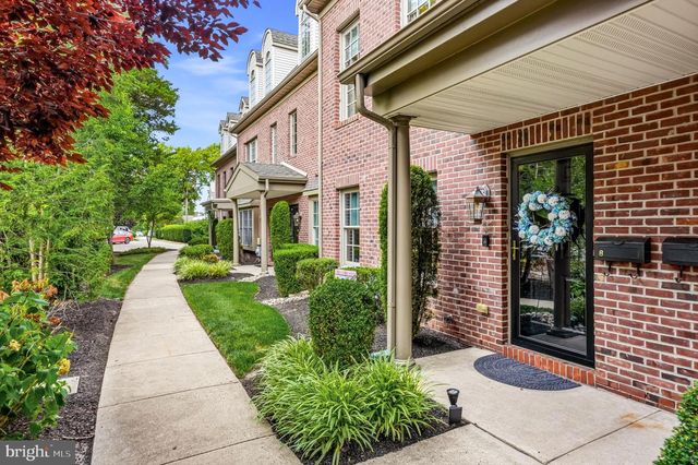 8 WASHINGTON AVE, Haddonfield, NJ 08033