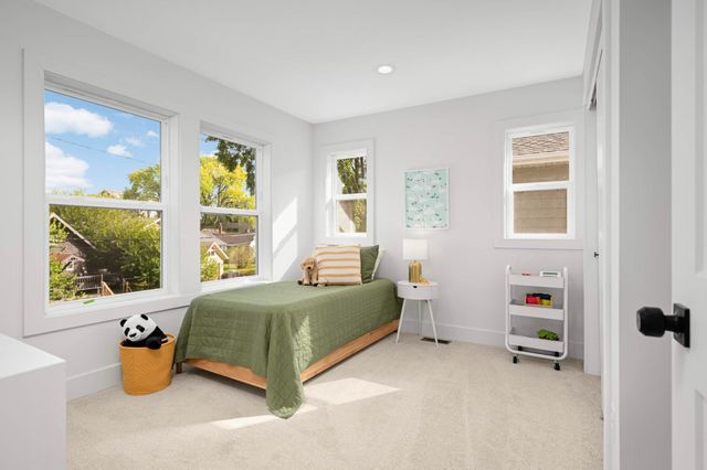 5216 47th Avenue S, Minneapolis, MN 55417