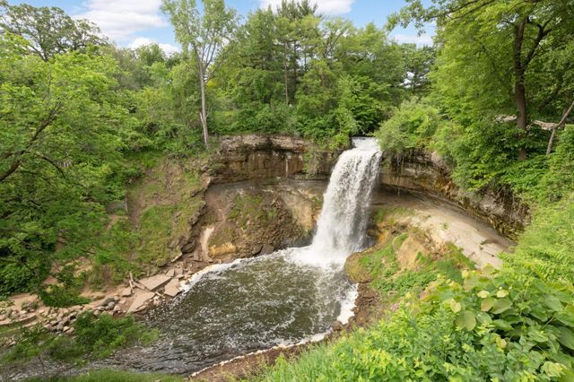 5216 47th Avenue S, Minneapolis, MN 55417