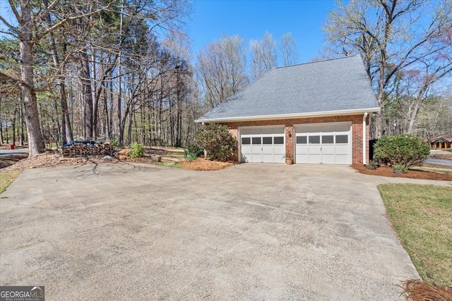 125 Lost Lake Road, Carrollton, GA 30116