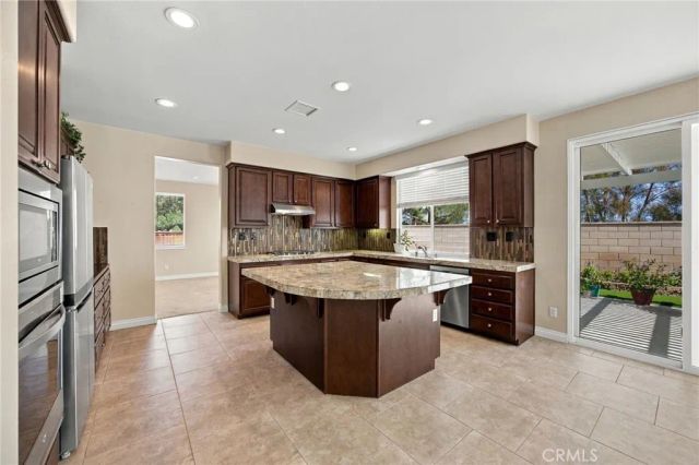 31538 Whitefield Court, Murrieta, CA 92563