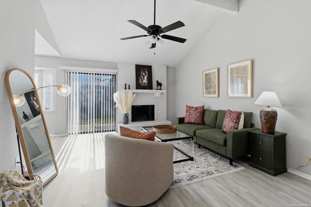 9743 Cylburn, Converse, TX 78109