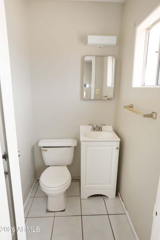 6902 W WOLF Street, Phoenix, AZ 85033