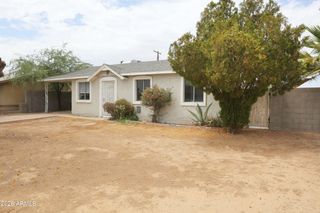 6902 W WOLF Street, Phoenix, AZ 85033
