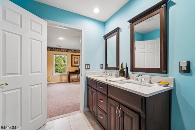 43 Alvin Sloan Ave, Washington Boro, NJ 07882