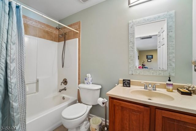 43 Alvin Sloan Ave, Washington Boro, NJ 07882