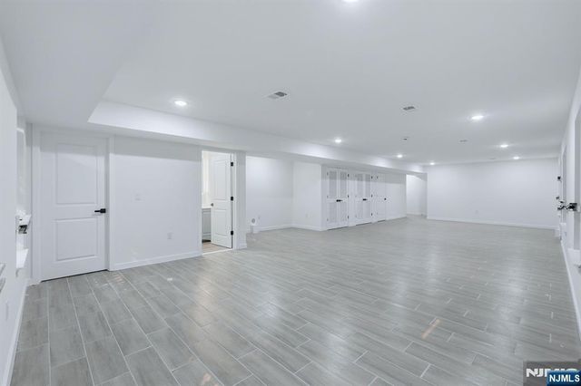 54 Pennsylvania Avenue, Newark, NJ 07114