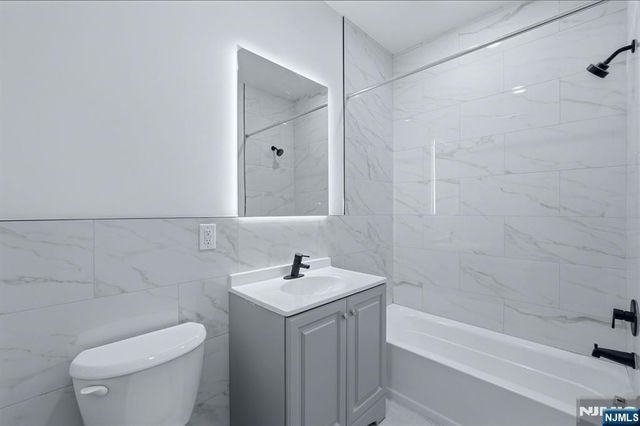 54 Pennsylvania Avenue, Newark, NJ 07114