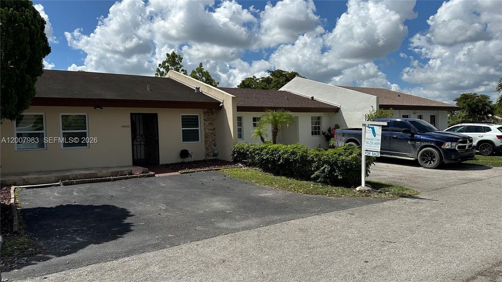 14052 SW 52nd Terrace, Miami, FL 33175
