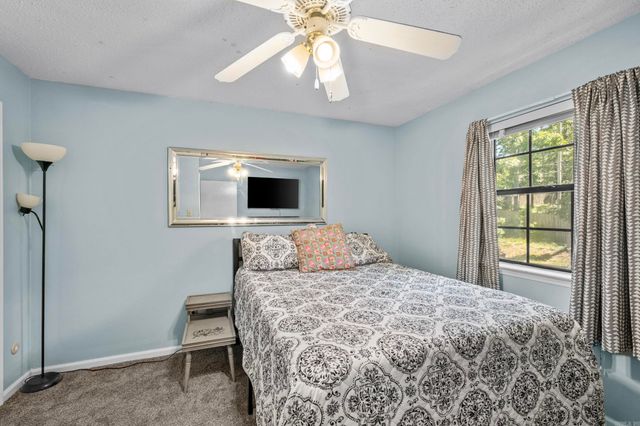 9 Wellington Court, Little Rock, AR 72227