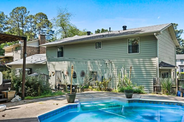 9 Wellington Court, Little Rock, AR 72227