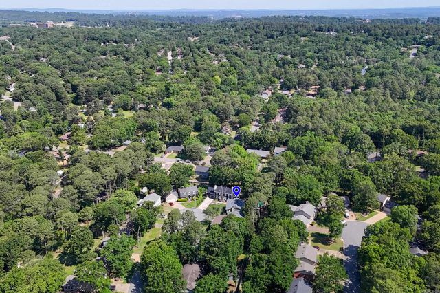 9 Wellington Court, Little Rock, AR 72227