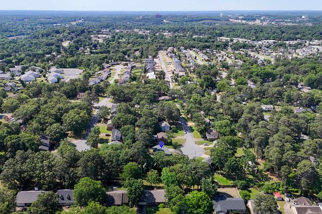 9 Wellington Court, Little Rock, AR 72227