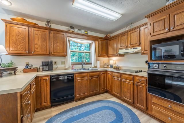 140 Redwood Drive, Richmond, KY 40475