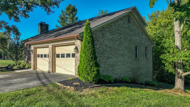 140 Redwood Drive, Richmond, KY 40475