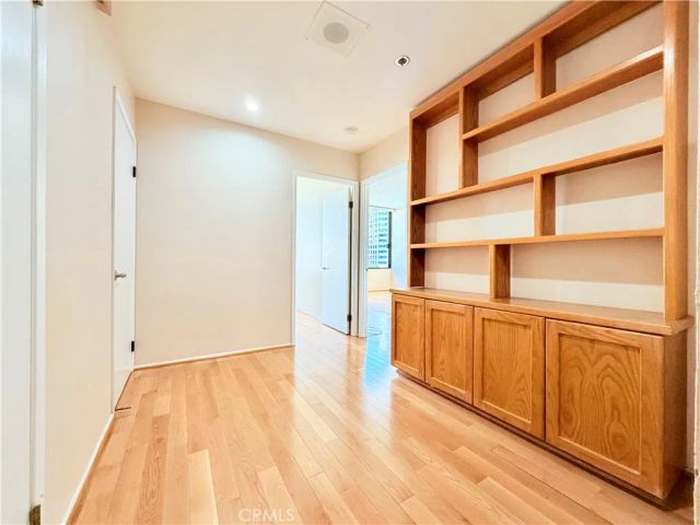 600 W 9th 1508, Los Angeles, CA 90015