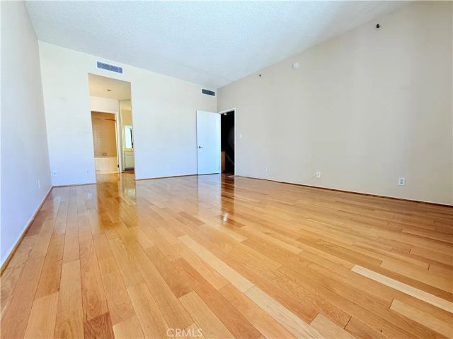 600 W 9th 1508, Los Angeles, CA 90015