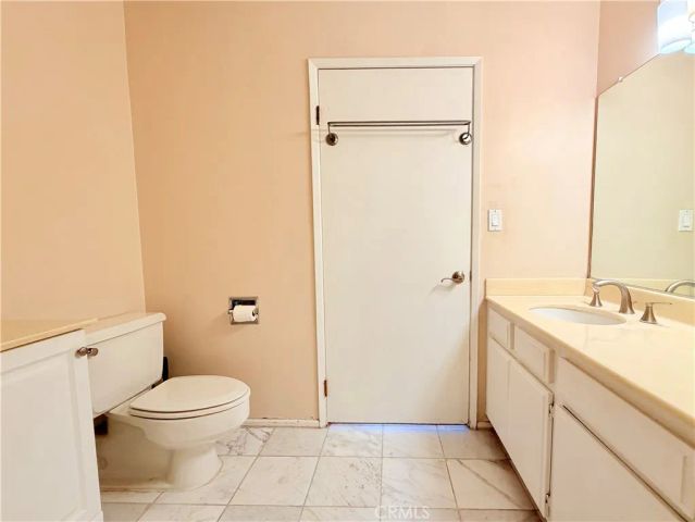600 W 9th 1508, Los Angeles, CA 90015