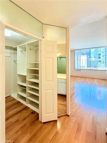 600 W 9th 1508, Los Angeles, CA 90015