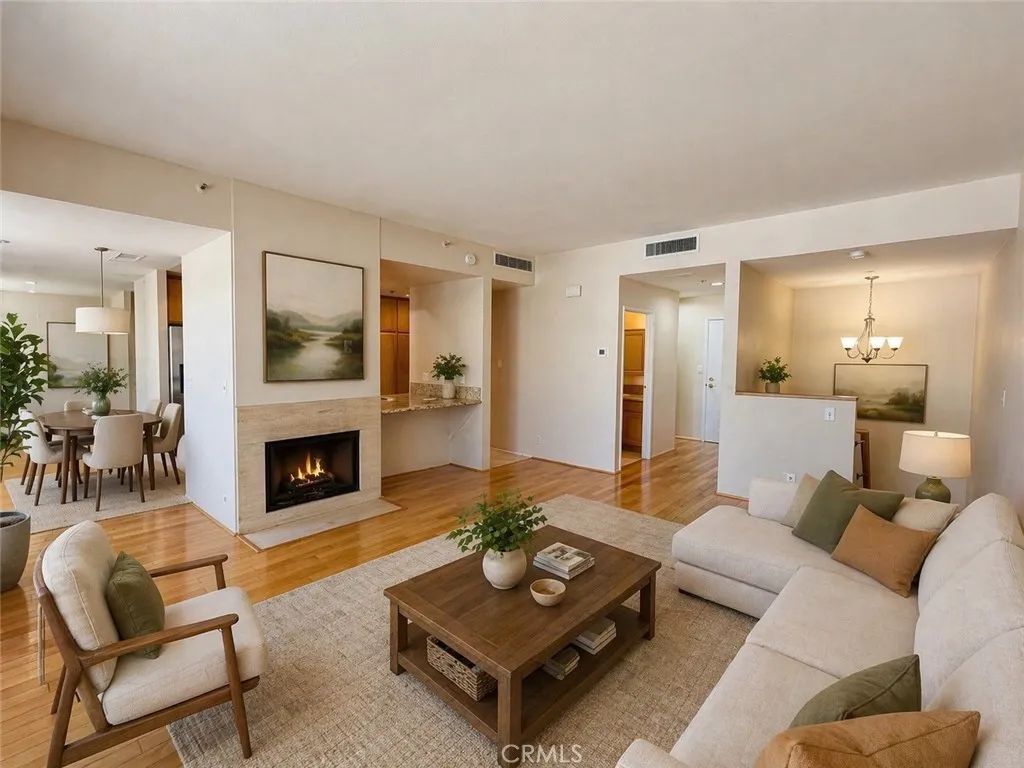 600 W 9th 1508, Los Angeles, CA 90015