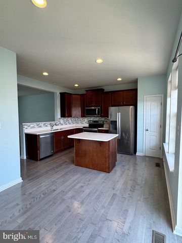 50 LANDIS CT, Falling Waters, WV 25419