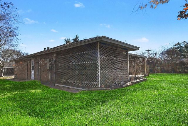 4123 Bermuda Drive, Pasadena, TX 77503