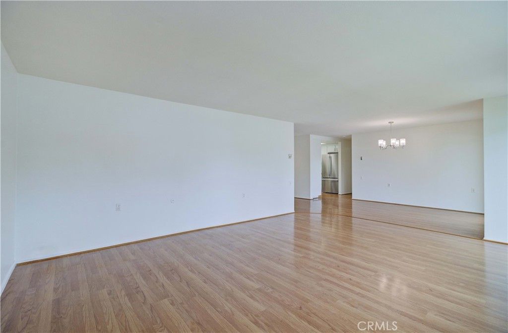 Image 5 of property listing at 2355 Via Mariposa W 2F, Laguna Woods, CA 92637