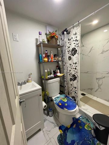 10415 NW 35th Ave, Miami, FL 33147