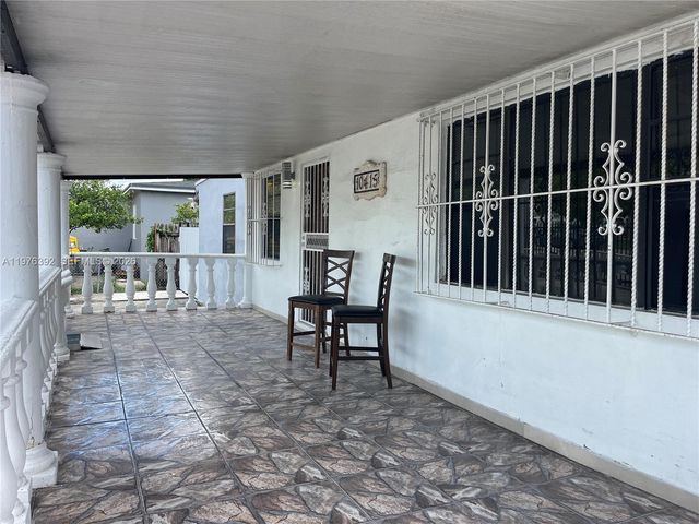 10415 NW 35th Ave, Miami, FL 33147