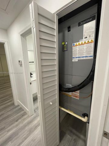 10415 NW 35th Ave, Miami, FL 33147