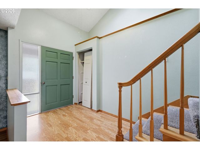 522 65TH St, Springfield, OR 97478