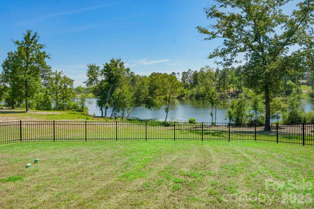 1050 Emerald Creek Drive, Elgin, SC 29045