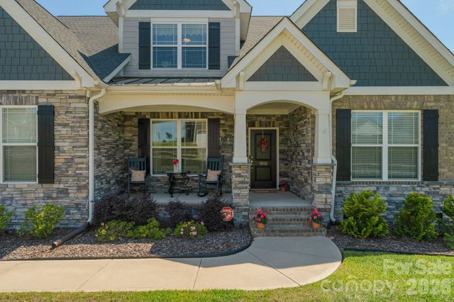 1050 Emerald Creek Drive, Elgin, SC 29045