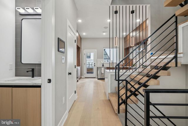 1440 S FRONT ST, Philadelphia, PA 19147