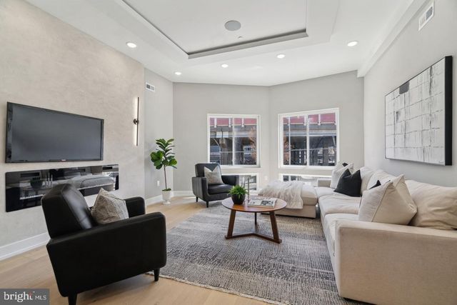 1440 S FRONT ST, Philadelphia, PA 19147