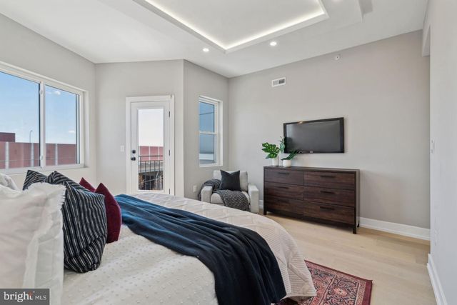1440 S FRONT ST, Philadelphia, PA 19147