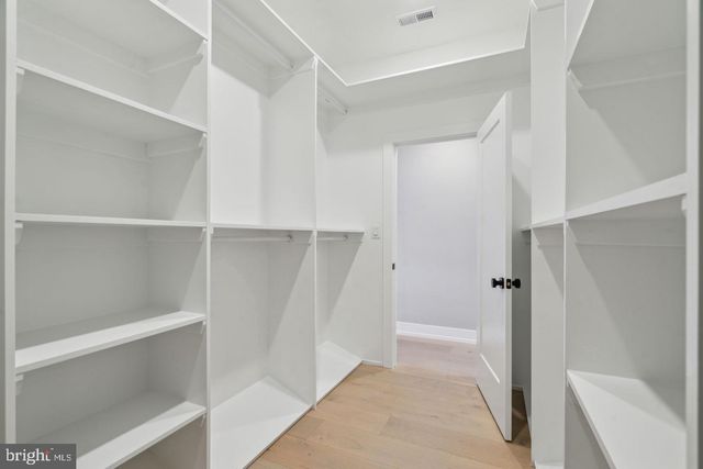 1440 S FRONT ST, Philadelphia, PA 19147