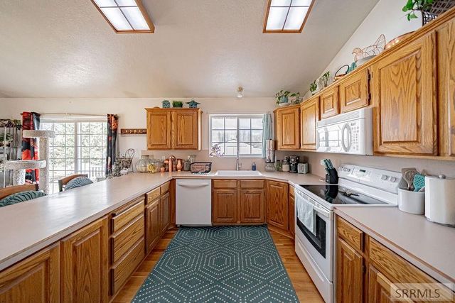 24 W 100 N, Blackfoot, ID 83221