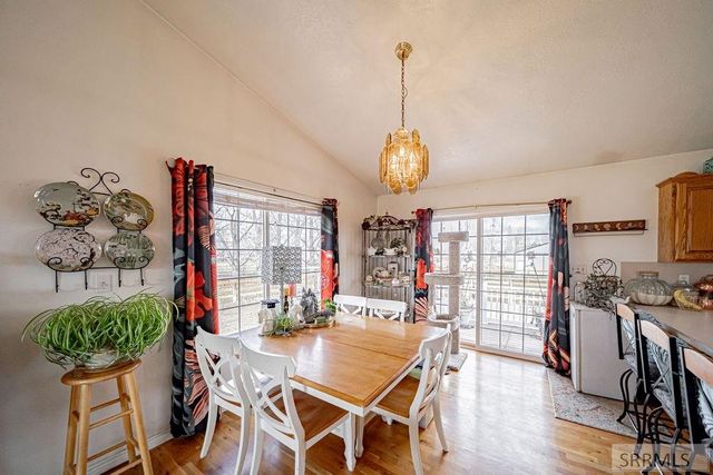 24 W 100 N, Blackfoot, ID 83221