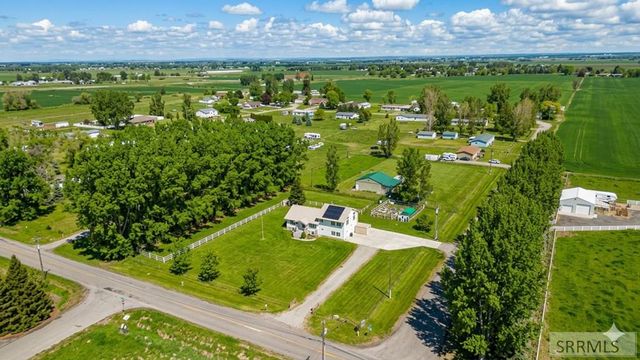 24 W 100 N, Blackfoot, ID 83221